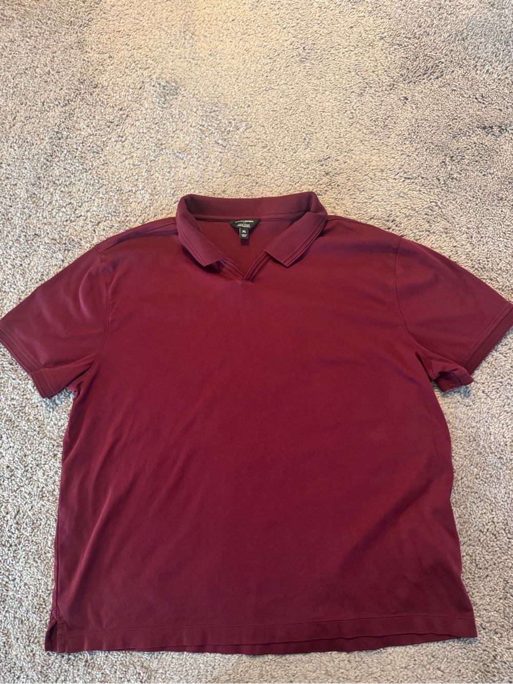Banana Republic Men's Burgandy Polo Shirt - Short Sleeve Collared Tee